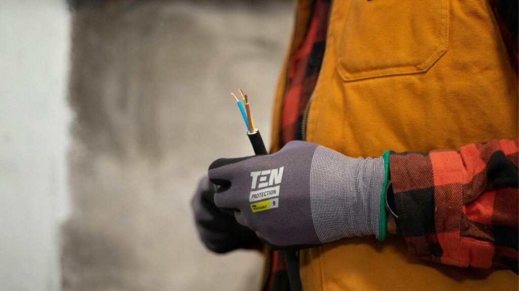 How Fast Should an Emergency Electrician in Essex Respond